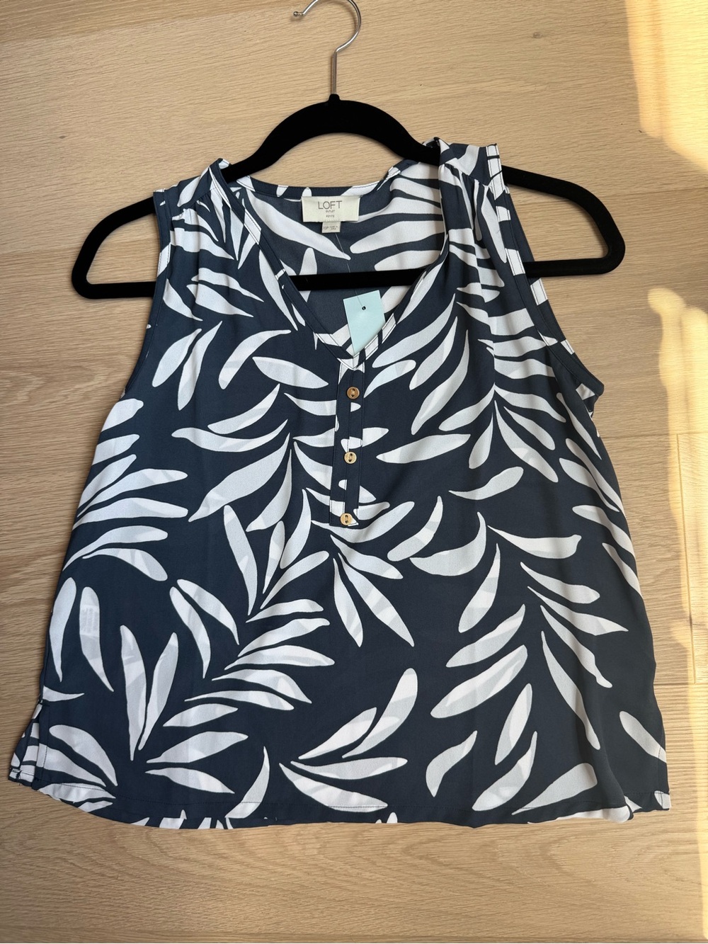 LOFT Navy and White Leaf-Print Sleeveless Henley Camisole